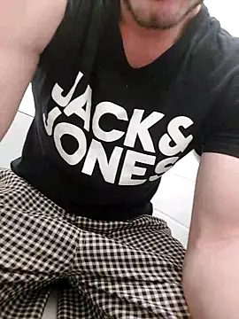 Snapshot of Hahahhdsj112 chatting on October 2025 09:38:02 PM Hahahhdsj112 online show from October 2025 09:38:02 PM