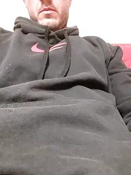 Snapshot of Hahahhdsj112 chatting on November 2025 07:18:02 PM Hahahhdsj112 online show from November 2025 07:18:02 PM