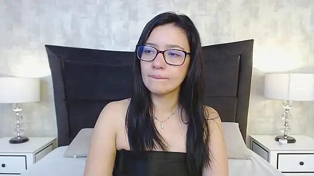 Snapshot of CattsyCat chatting on October 2025 01:57:02 PM CattsyCat online show from October 2025 01:57:02 PM