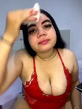 Kuromy x online show from November 2025 06:52:02 PM