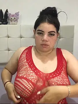 Kuromy x online show from April 2026 07:14:01 PM