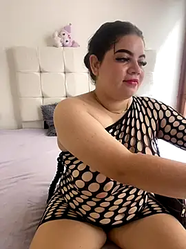Snapshot of Kuromy_x chatting on October 2025 05:03:02 PM Kuromy x online show from October 2025 05:03:02 PM