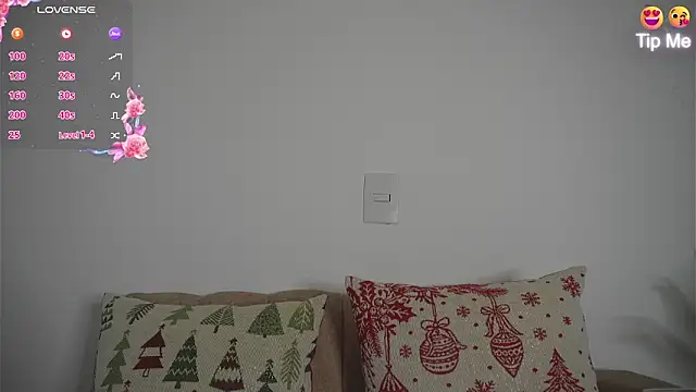 Snapshot of Roxybeautyy chatting on January 2026 09:46:02 AM Roxybeautyy online show from January 2026 09:46:02 AM