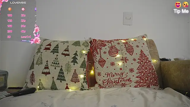 Snapshot of Roxybeautyy chatting on February 2026 09:29:01 AM Roxybeautyy online show from February 2026 09:29:01 AM