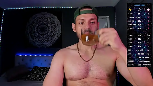 TianZilac online show from November 2025 09:48:01 PM