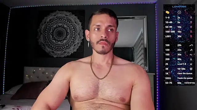 TianZilac online show from October 2025 08:05:01 PM