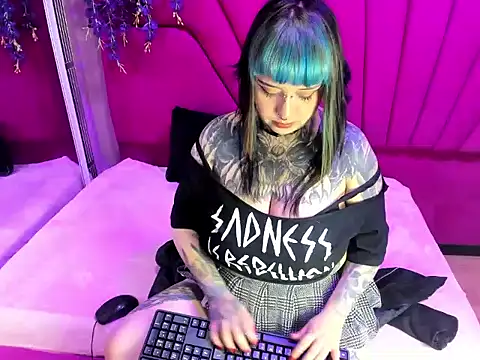 Snapshot of RavenCeleste_ chatting on October 2025 03:51:02 AM RavenCeleste online show from October 2025 03:51:02 AM