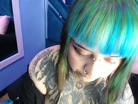 Snapshot of RavenCeleste_ chatting on October 2025 03:09:02 AM RavenCeleste online show from October 2025 03:09:02 AM