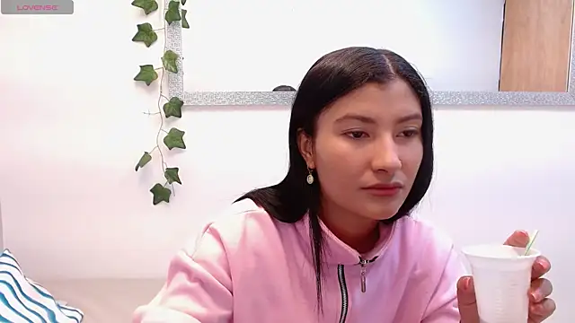 Snapshot of louis_k chatting on July 2026 11:32:01 AM louis k online show from July 2026 11:32:01 AM