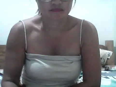 nathalie0045 online show from May 2026 09:15:02 AM