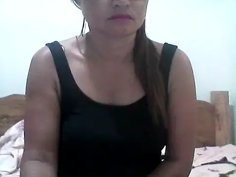 nathalie0045 online show from April 2026 11:30:02 PM