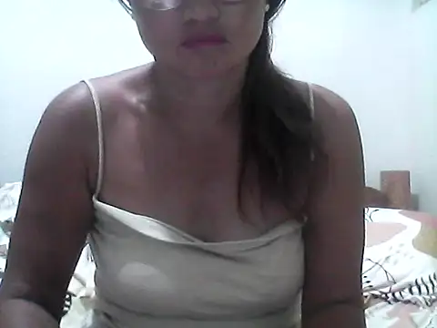 Snapshot of nathalie0045 chatting on June 2026 10:10:02 PM nathalie0045 online show from June 2026 10:10:02 PM