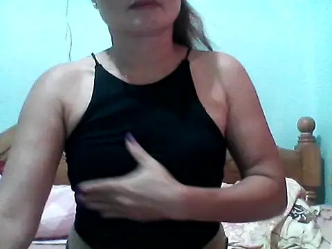 nathalie0045 online show from September 2025 10:52:02 PM
