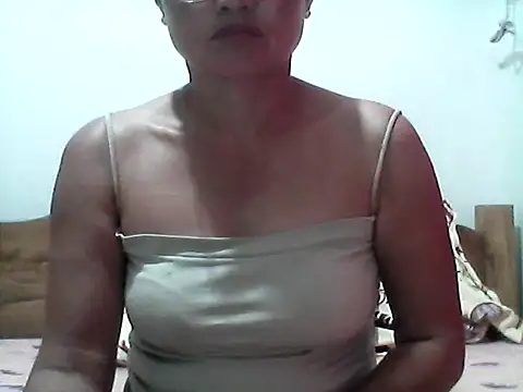 nathalie0045 online show from October 2025 10:04:01 AM