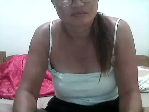 Snapshot of nathalie0045 chatting on July 2026 11:18:01 PM nathalie0045 online show from July 2026 11:18:01 PM