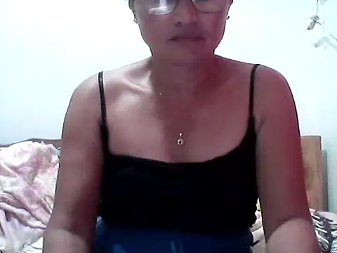 nathalie0045 online show from September 2025 09:24:02 AM