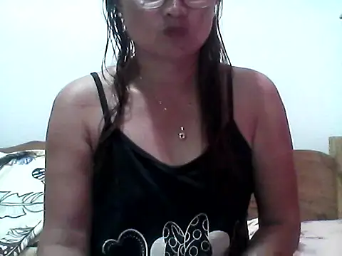 nathalie0045 online show from October 2025 09:22:01 AM