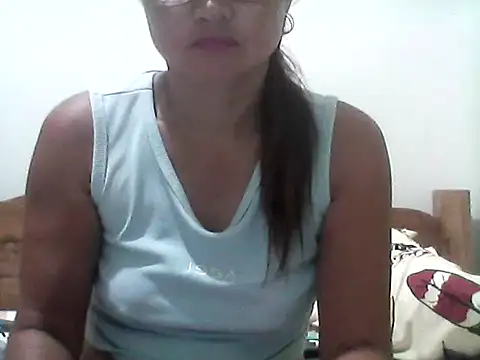 nathalie0045 online show from May 2026 09:13:01 PM