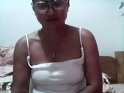 nathalie0045 online show from September 2025 11:05:01 AM