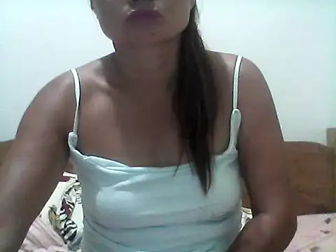 nathalie0045 online show from April 2026 10:02:02 PM