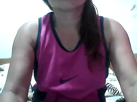 nathalie0045 online show from October 2025 08:00:01 PM