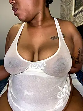Snapshot of fatpussydallx chatting on September 2025 04:08:02 AM fatpussydallx online show from September 2025 04:08:02 AM