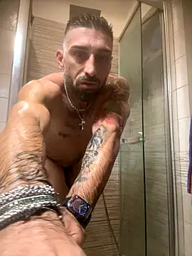 GmGit online show from November 2025 09:15:01 PM