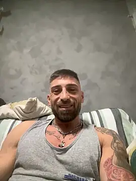 GmGit online show from October 2025 02:44:02 AM