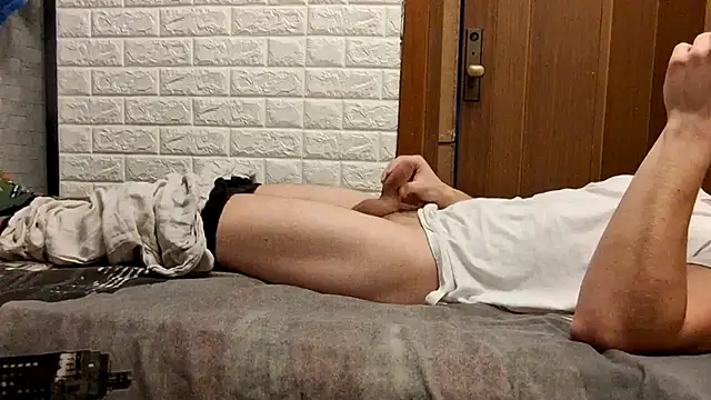 Snapshot of thelion0508 chatting on September 2025 05:25:01 AM thelion0508 online show from September 2025 05:25:01 AM