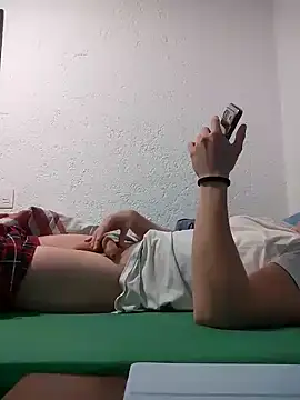 Snapshot of thelion0508 chatting on October 2025 05:46:01 PM thelion0508 online show from October 2025 05:46:01 PM