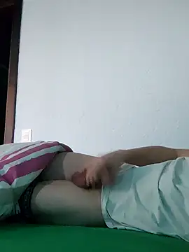 Snapshot of thelion0508 chatting on October 2025 06:14:01 AM thelion0508 online show from October 2025 06:14:01 AM