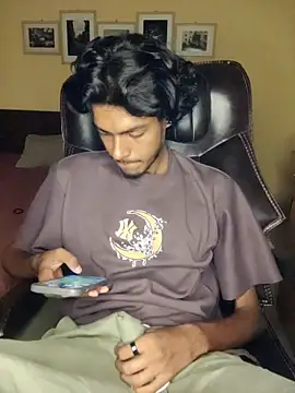 thecatfish online show from October 2025 11:47:01 PM