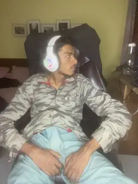 thecatfish online show from December 2025 08:47:01 PM