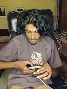 thecatfish online show from October 2025 05:01:01 PM