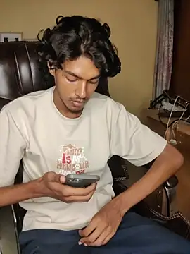 thecatfish online show from November 2025 04:19:02 AM