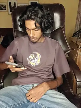 thecatfish online show from November 2025 11:25:02 AM