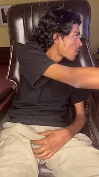 thecatfish online show from November 2025 11:36:01 AM