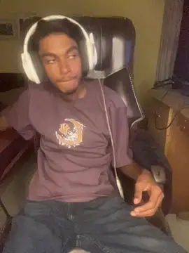 thecatfish online show from December 2025 07:59:01 PM