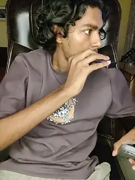 thecatfish online show from November 2025 12:47:02 AM