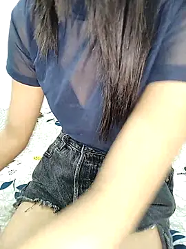 Snapshot of Vaani_Sharma79 chatting on February 2026 01:51:02 PM Vaani Sharma79 online show from February 2026 01:51:02 PM