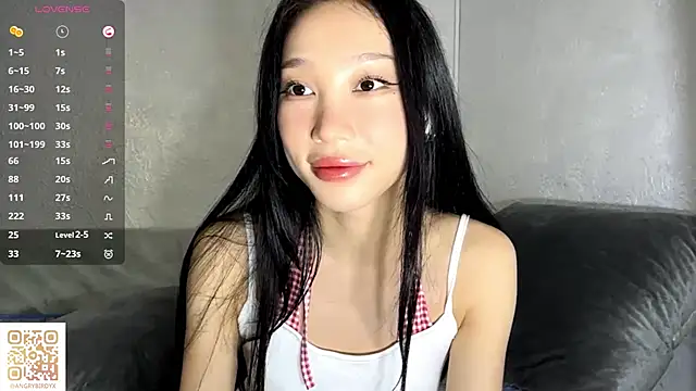 LezlieGreet online show from October 2025 08:18:02 AM