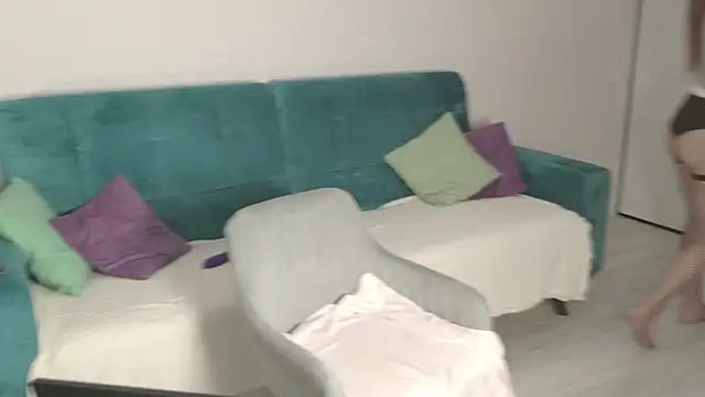 LeksaLove online show from November 2025 05:17:02 PM