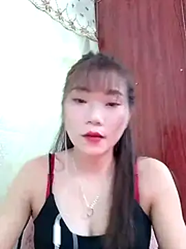 MyMy08 online show from December 2025 01:49:01 PM