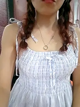 MyMy08 online show from September 2025 02:33:01 PM