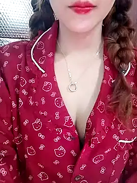 MyMy08 online show from October 2025 01:43:02 PM