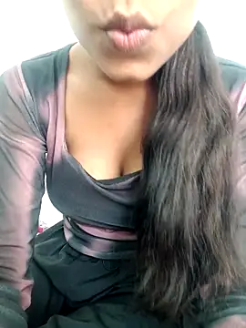 Snapshot of cute_parii_ chatting on October 2025 10:09:01 AM cute parii  online show from October 2025 10:09:01 AM