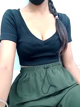 Snapshot of cute_parii_ chatting on September 2025 07:41:02 AM cute parii  online show from September 2025 07:41:02 AM