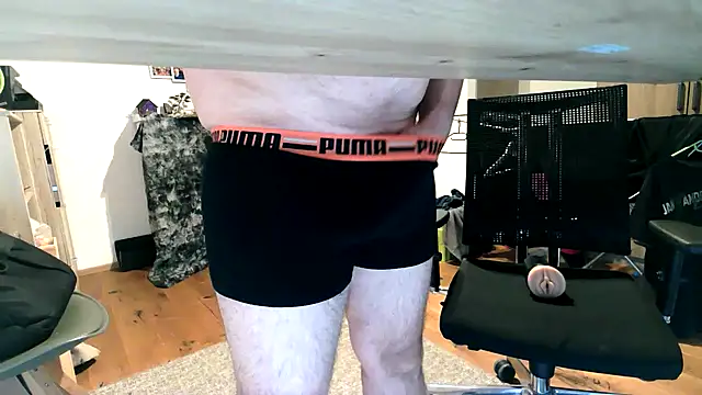 michaelm1983 online show from November 2025 08:07:01 AM