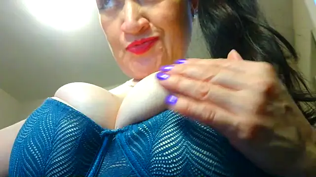 sharoldfox19 online show from January 2026 05:38:02 PM