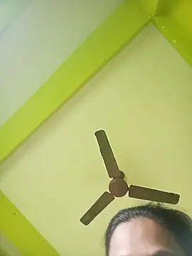 KITTUAAA online show from November 2025 07:45:01 AM